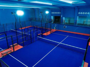 Отель Studio Inn Centrale & Milano Urban Padel
