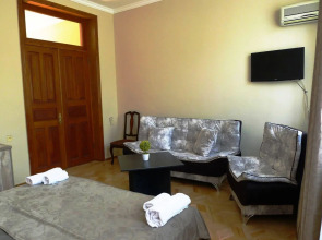 Отель Georgian House