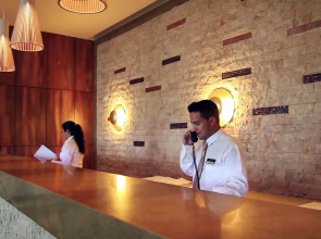 Real Marina Hotel & Spa