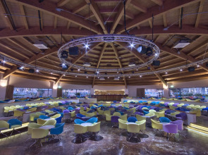 db Seabank Resort and Spa