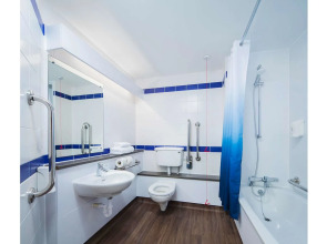 Travelodge London Kings Cross Royal Scot Hotel