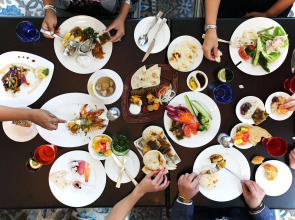 Shangri-La Hotel Apartments Qaryat Al Beri