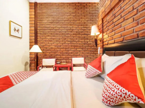 Super OYO 3118 Maxi Budget