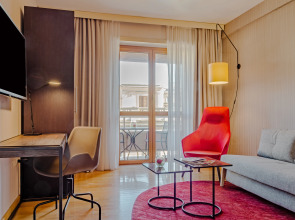 Отель NH Collection Roma Giustiniano