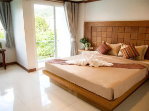 Thira Residence Patong