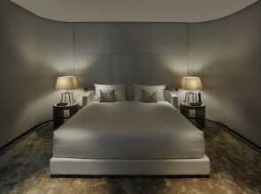 Отель Armani Hotel Milano