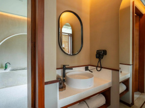 The Kemilau Hotel & Villa Canggu