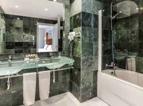 Exe Las Adelfas Hotel