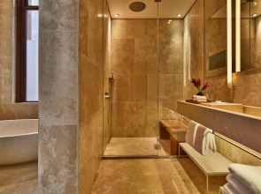 Conservatorium Hotel