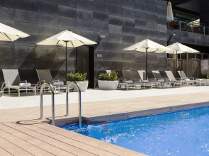 Отель ILUNION Atrium