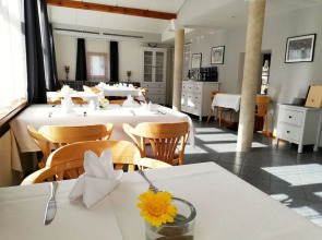 Gasthof Pension Falkeis