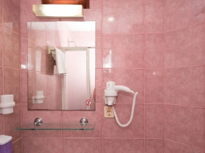 Belcehan Beach Hotel