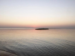 Vacation Time House by ZUZU