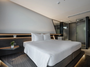 Draco Hotel & Suites