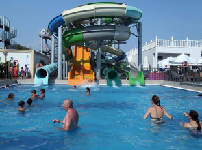 J'adore Deluxe Hotel & Spa