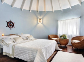 Nika Island Resort & Spa