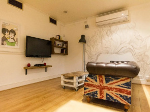 Smart Hyde Park View - Hostel