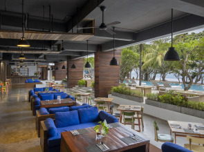 Отель Truntum Kuta