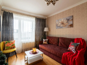 Bon voyage на улице Довженко