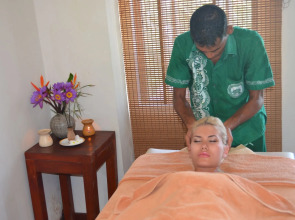 Thaproban Pavilion Resort & Spa