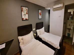 Hotel O Crossroads Hotel