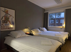 The Rooms Airport - 20Rooms