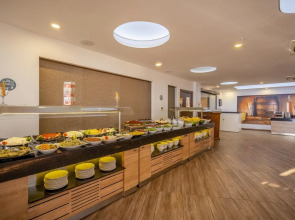 The Nowness Luxury Hotel & Spa (Adults Only 16+)