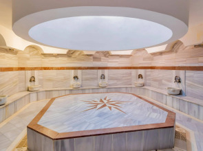 Holiday Garden Resort