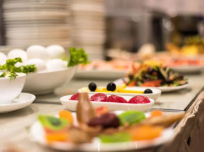 Отель Gold Star Тбилиси