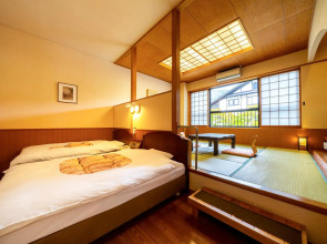 Yufuin Yawaraginosato Yadoya