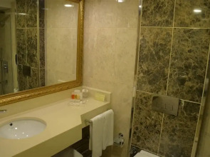 Ege Palas Business Hotel