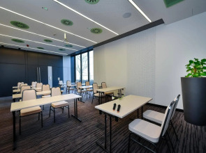 Best Western Plus Lakeside Hotel