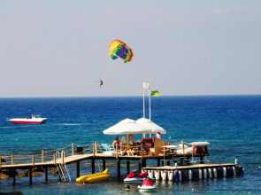 Denizkizi & Denizkizi Royal Hotel