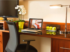 Courtyard by Marriott Paris Arcueil