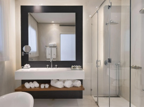 Herbert Samuel Hod Dead Sea Hotel