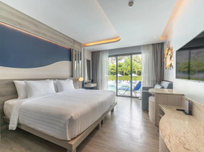 Seabed Grand Hotel Phuket