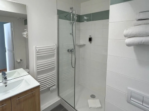 Отель Residhome Quai d'Ivry