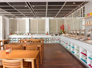 Ramada Encore by Wyndham Seminyak Bali