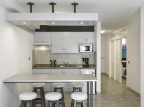 Aparthotel Los Dragos del Sur