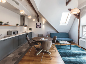 Отель Riga Lux Apartments – Skolas