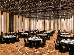 Курортный отель Mövenpick Resort Waverly Phu Quoc