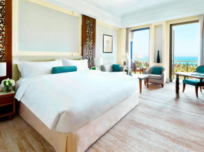 Al Bustan Palace, a Ritz-Carlton Hotel