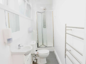 Via Limehouse - Hostel