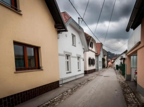 Cube Central Rooms for 2 - Hostel