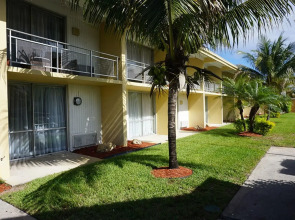 Hollywood Gateway Inn