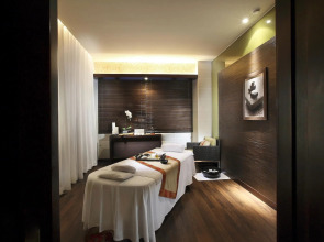 Sofitel Philippine Plaza Manila