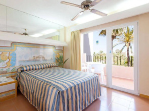 Playavera Hotel - Naturist Friendly