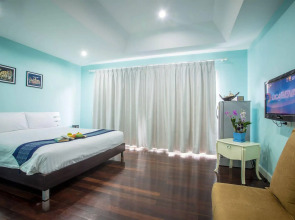 Wonderful Pool House at Kata