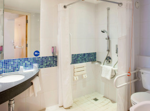 Holiday Inn Express London Stansted Airport by IHG