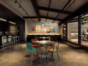 The StandardX Bangkok Phra Arthit